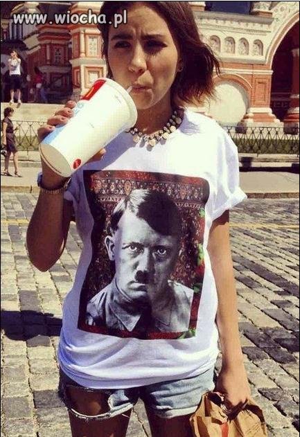 Cz ona ma pojęcie kogo ma na koszulce?