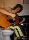 Calgon i gitarka.