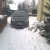 Najlepiej zaparkować na środku chodnika