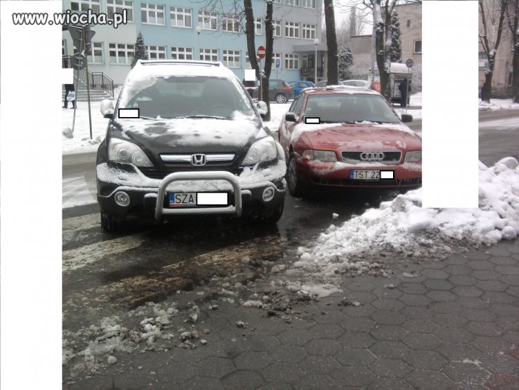 Kto jej dał prawo jazdy ???