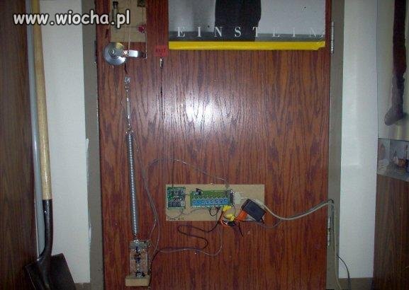 Drzwi do pokoju JackColi