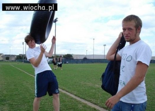 Dostał z opony...