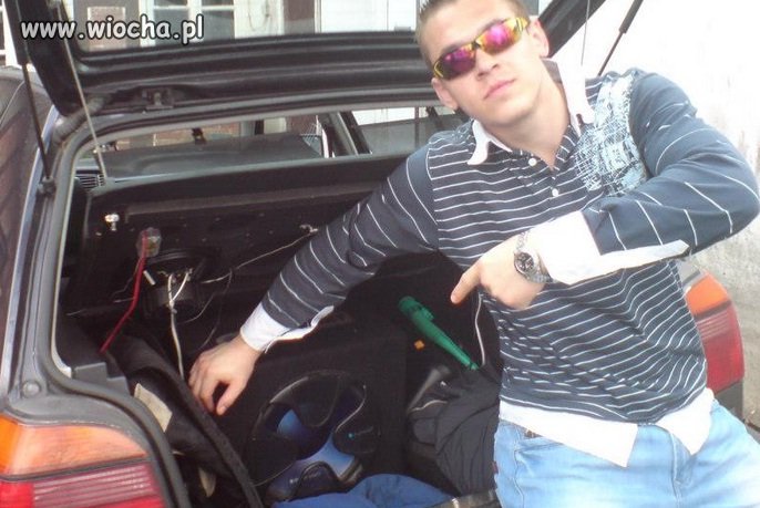 Fura, okular i ?? ... tuba lansik musi być