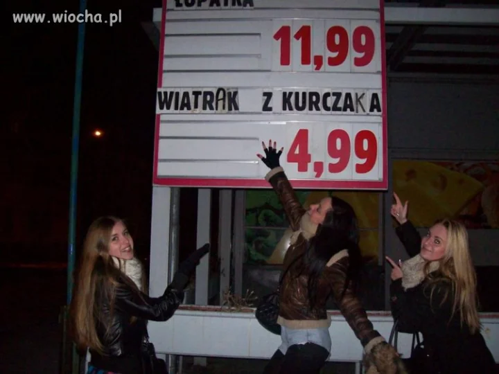 Dziewczyny znalazły coś ciekawego
