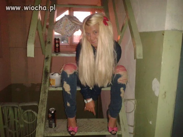 Co schodek piwko.