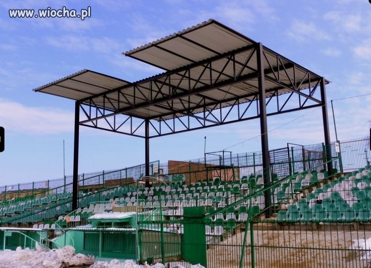 Nowe zadaszenie na stadionie Radomiaka