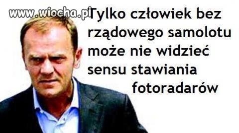 Na pożarcie lwom kciuk w górę.