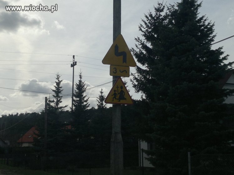 Nowe znaki drogowe- na religię gnojku!