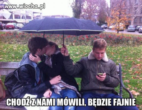 Koleś z parasolem wymiata