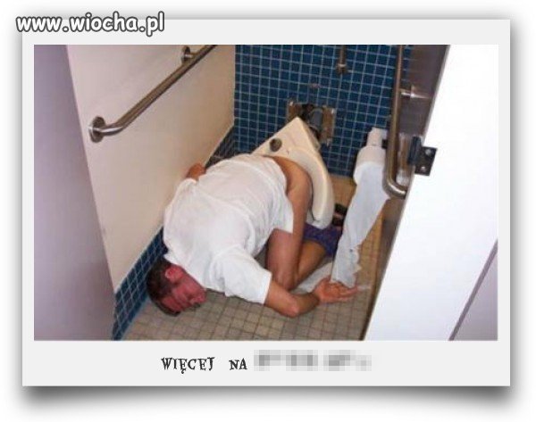 Nawalony w cztery dupy
