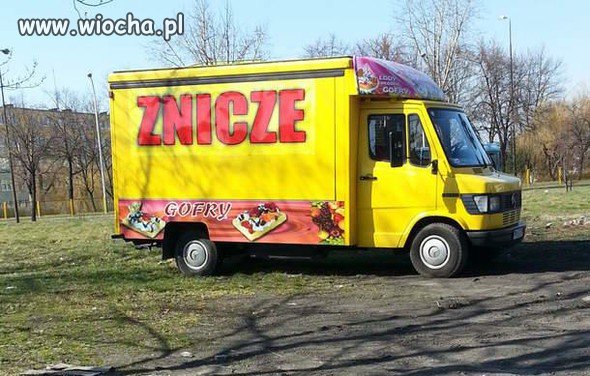 Znicze z gofrów?