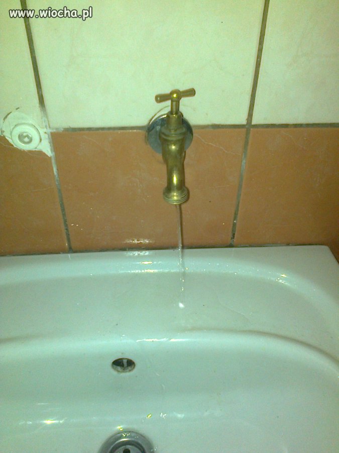 Majstry i montowany kran
