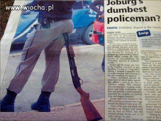 Najgłupszy policjant świata...???