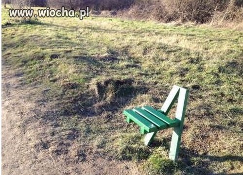 Ławeczka jednoosobowa