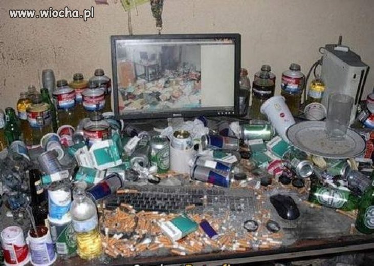 Ciekawe czyje to stanowisko "pracy"