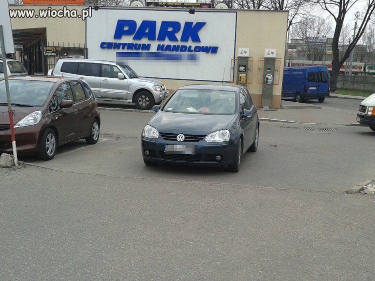 Idiotka z Moniek.