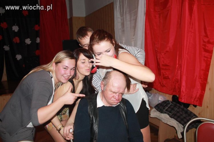 Dzieci myślące, że są fajne