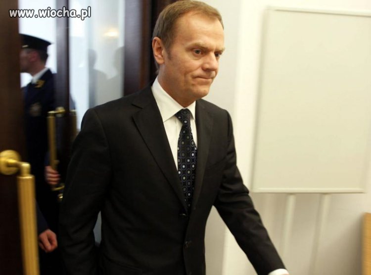 Kto jest za tym zeby ten pan zniknal ze polityki?