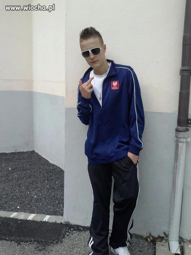 Żel - JEST, okularki - SĄ, fakerek - JEST