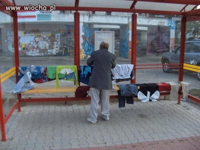 Ja tylko rozwieszam