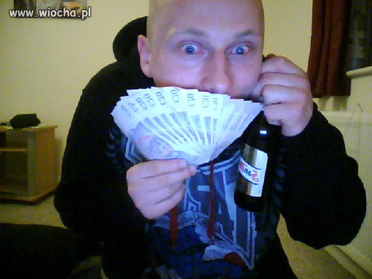 Następny z wielu lanser z "Fotki.pl"...