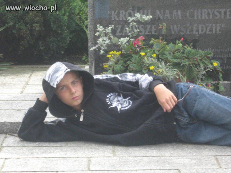 Zdjęcie na cmentarzu 