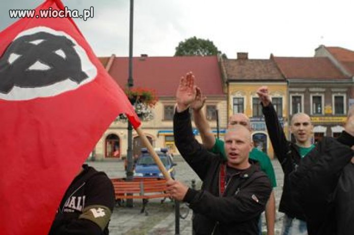 "Patriotyczne" bydlaki...