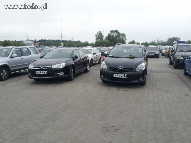 "Warszafka" parkuje