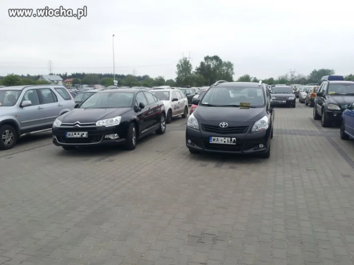 "Warszafka" parkuje