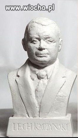 No to już przesada...figurka na kominek