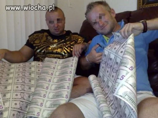 Świeżo produkowane... Szpan na kasę??? 