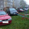 Najlepiej plac zabaw wybetonować i parking walnąć