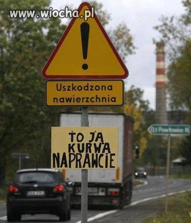 Uszkodzona nawierzchnia . 