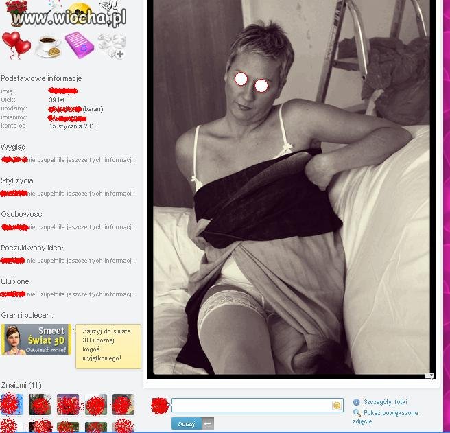 PODWIJAM KIECĘ I LECĘ...