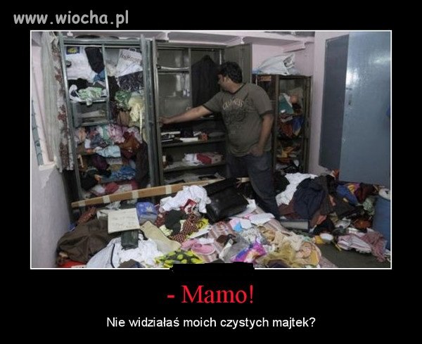 Są w szafce pod czystymi koszulkami!