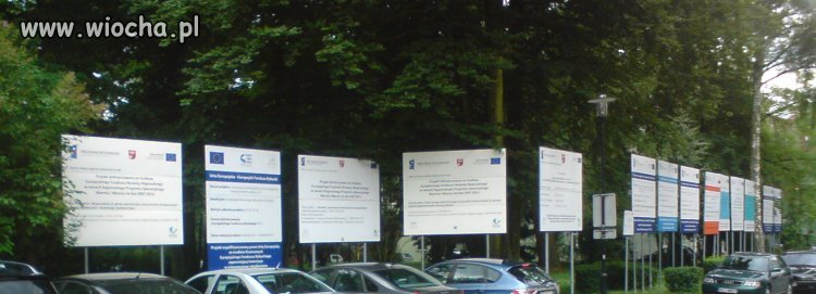 Propaganda. Każda tablica to 6 tysięcy zł. 