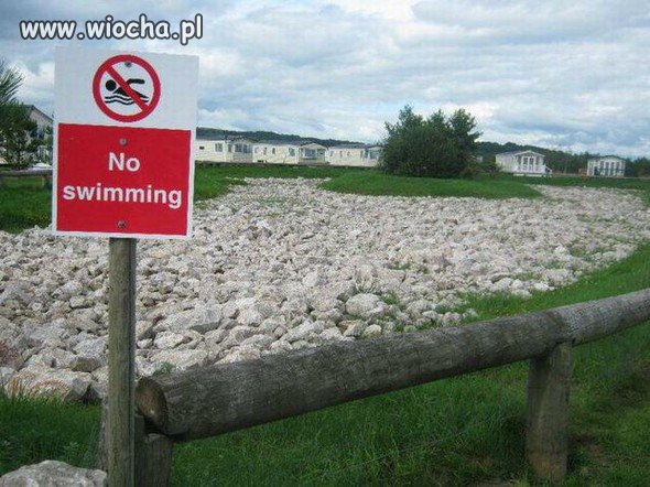 Zakaz pływania 