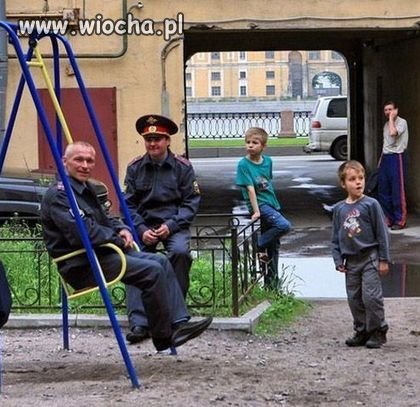 Plac zabaw dla dzieci...