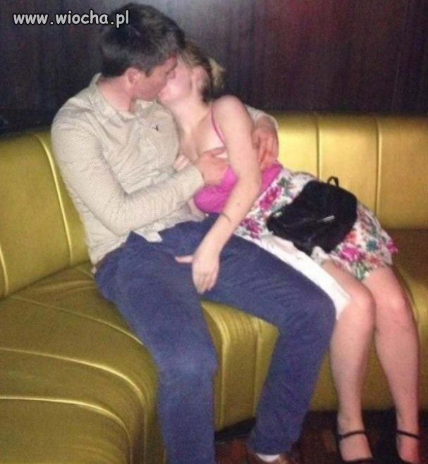Tymczasem w klubie robi się naprawdę gorąco...