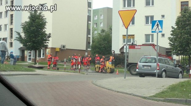 Dbajmy o dziury drogowe. 