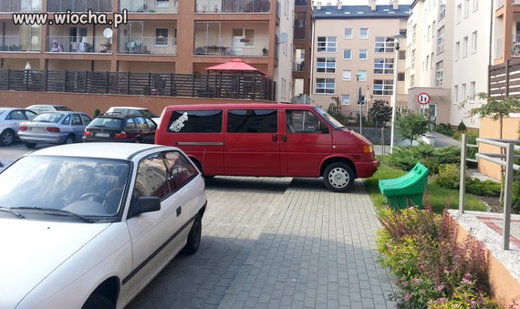 Z serii: Mistrzowie parkowania