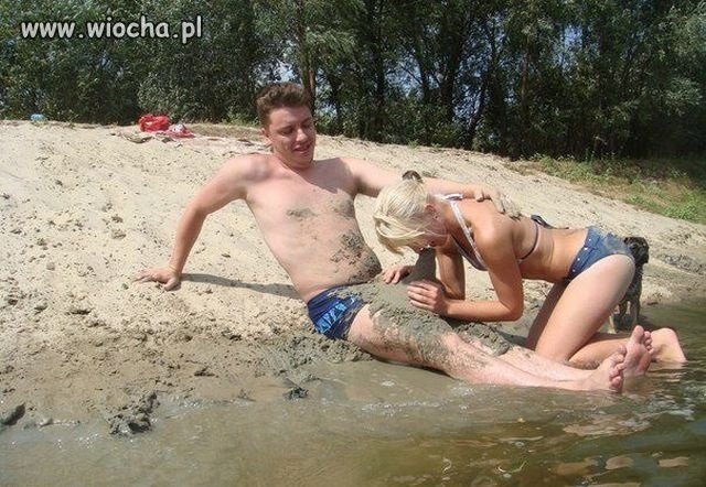Lodzik na plaży- 