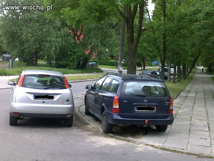 Parkowanie...