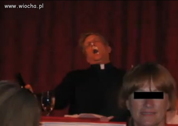 ... I weź tu zaproś księdza na wesele...