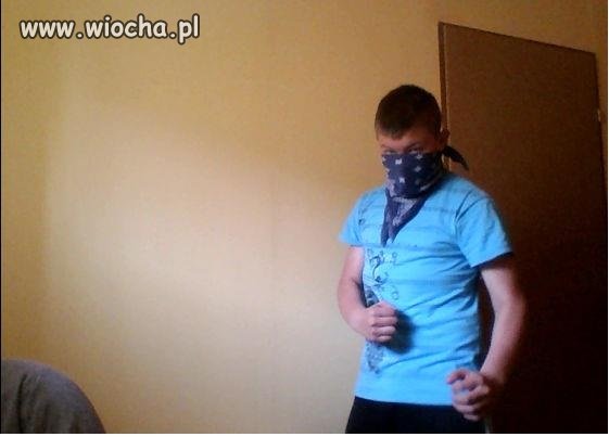 Bój się.