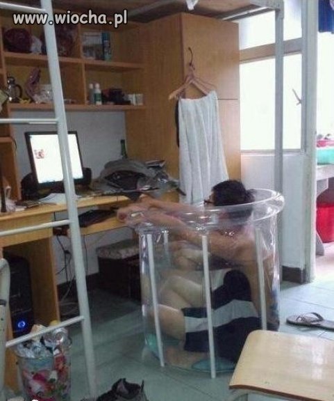 żeby się nie zagrzac przy porno stronkach