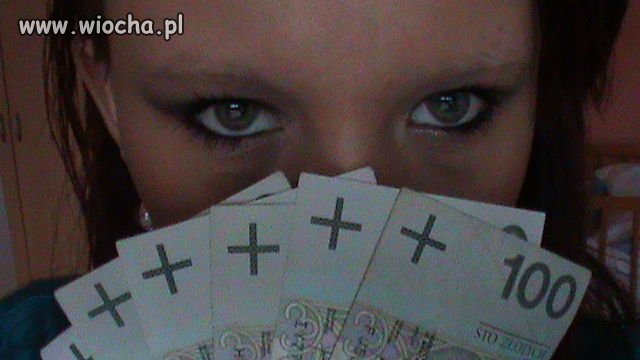Nie ma to jak chwalić się kasą i brakiem brwi...