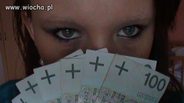 Nie ma to jak chwalić się kasą i brakiem brwi...