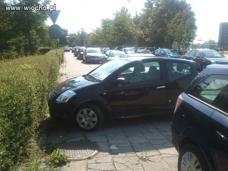 Tak sie parkuje!