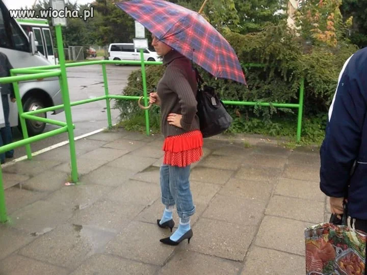 Przyciąga bardzo wzrok
